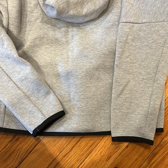 Nike Tech zip up sweater - Picture 9 of 11